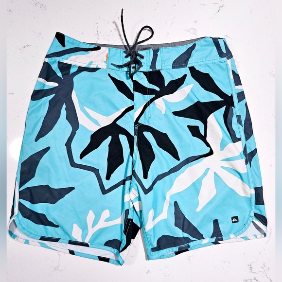 Quicksilver Waterman Swim Board Shorts - Picture 2 of 15